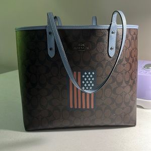 Coach Tote